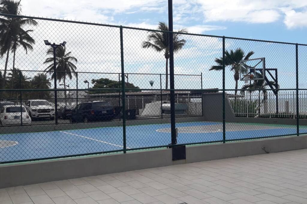 Coral Beach Isla Verde Beach Front Large 1 Bedroom Apt 208 Tower 1 San Juan Exterior photo